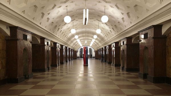 Станция метро Красные Ворота Москва