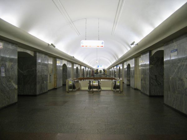 Станция метро Чистые Пруды Москва