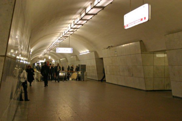 Станция метро Лубянка Москва